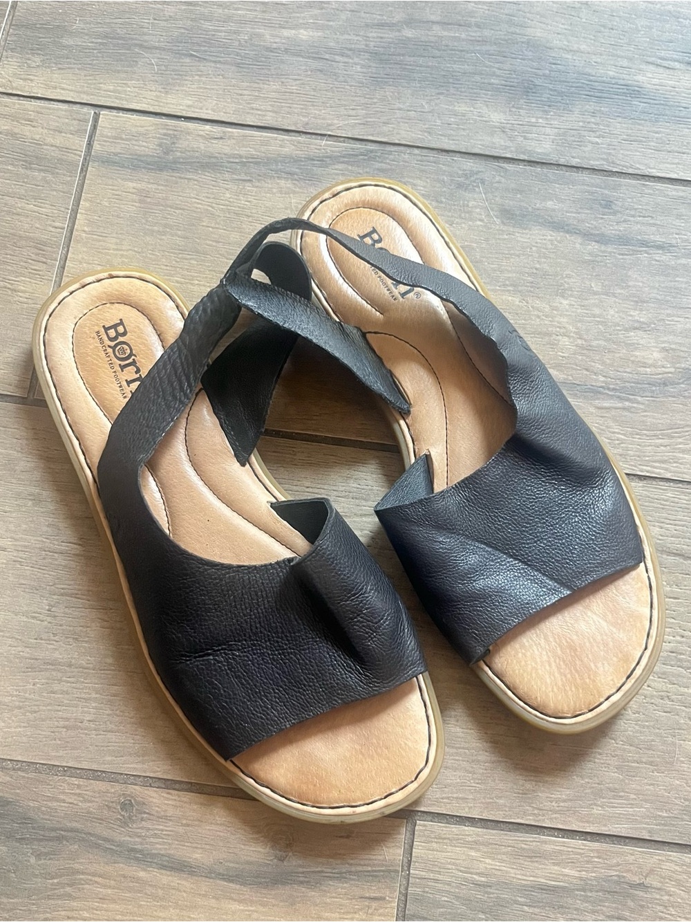 Born black leather slingback sandals 8